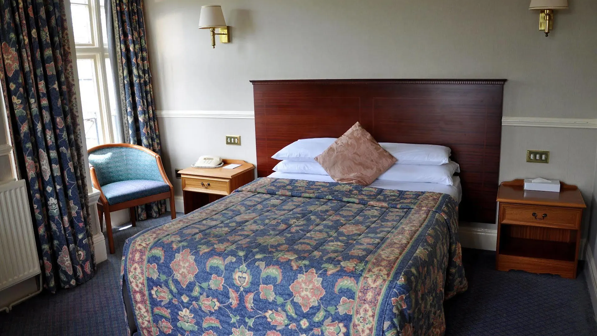 Cairn Hotel Harrogate 3*,